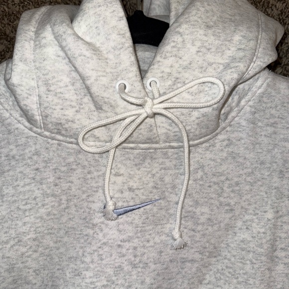 Nike Heather Gray Sweatshirt - Picture 4 of 6